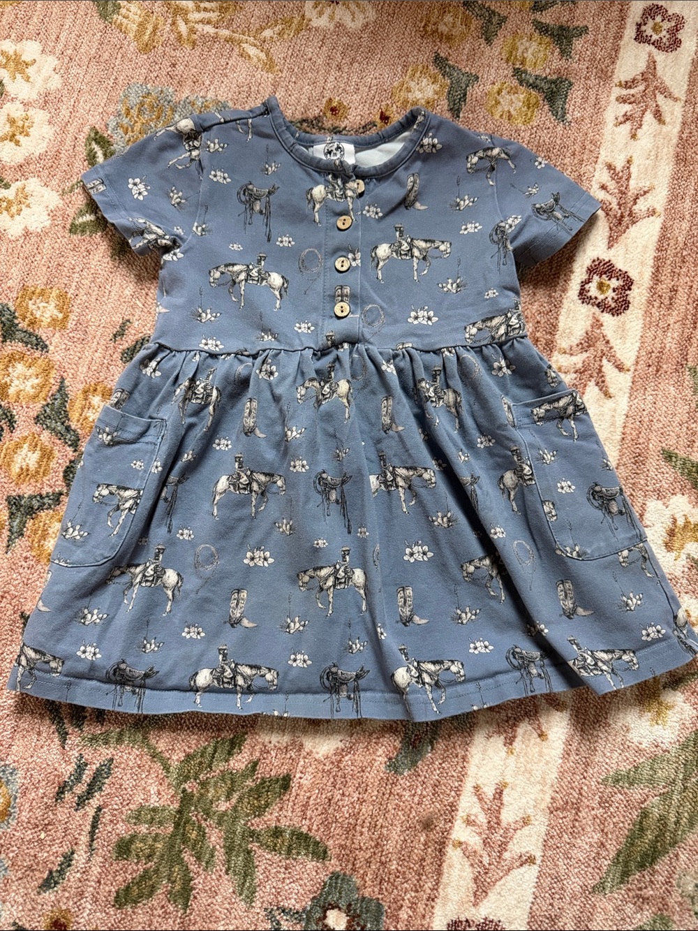 Girls' Blue Short-Sleeve Casual Dress with Horse Print